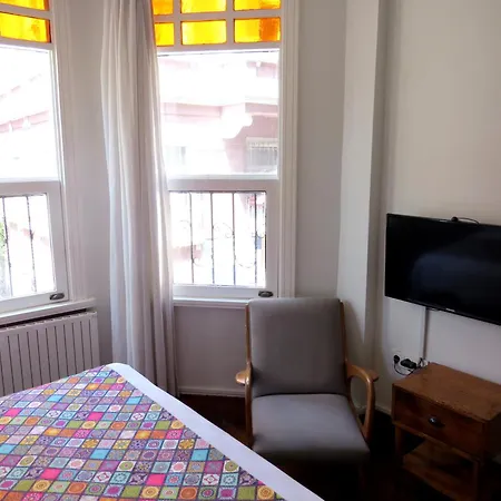 Ξενοδοχείο με διαμερίσματα Istanberry - Luna 4*